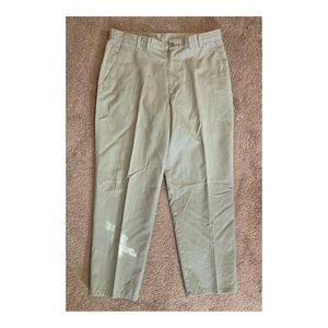 Haggar Clothing • 36x30 • Khaki Pants • Good Condition
